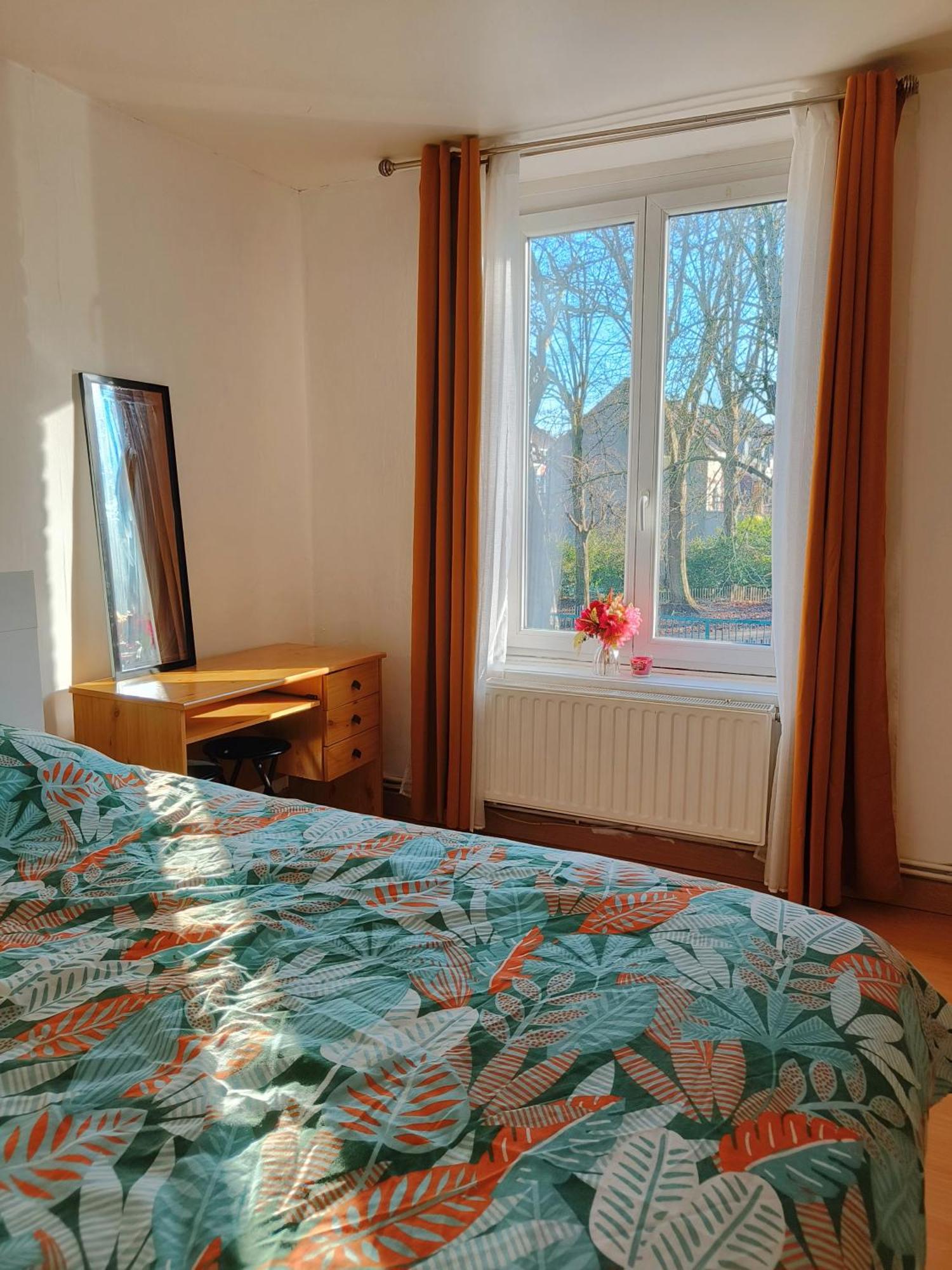 Homestay Tourcoing Bagian luar foto